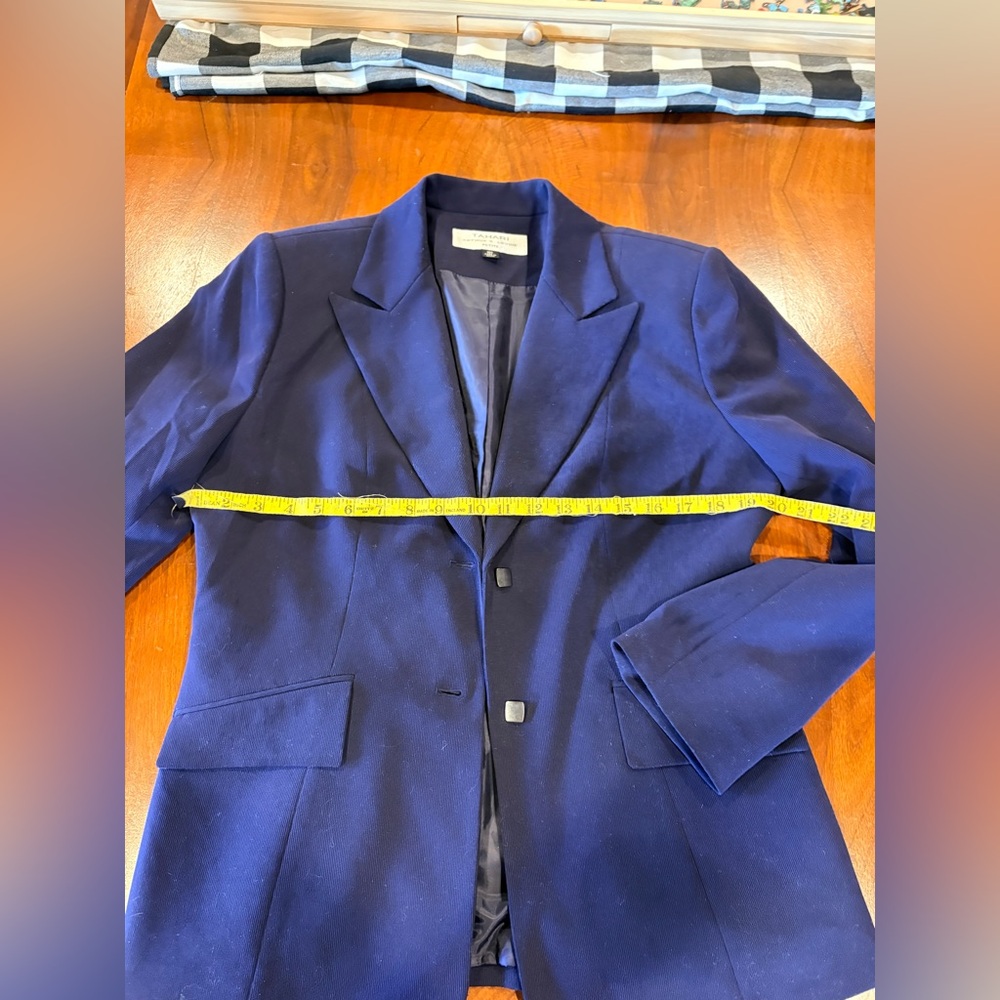TAHARI, Navy Women's Blazer, 10p - Picture 6 of 7